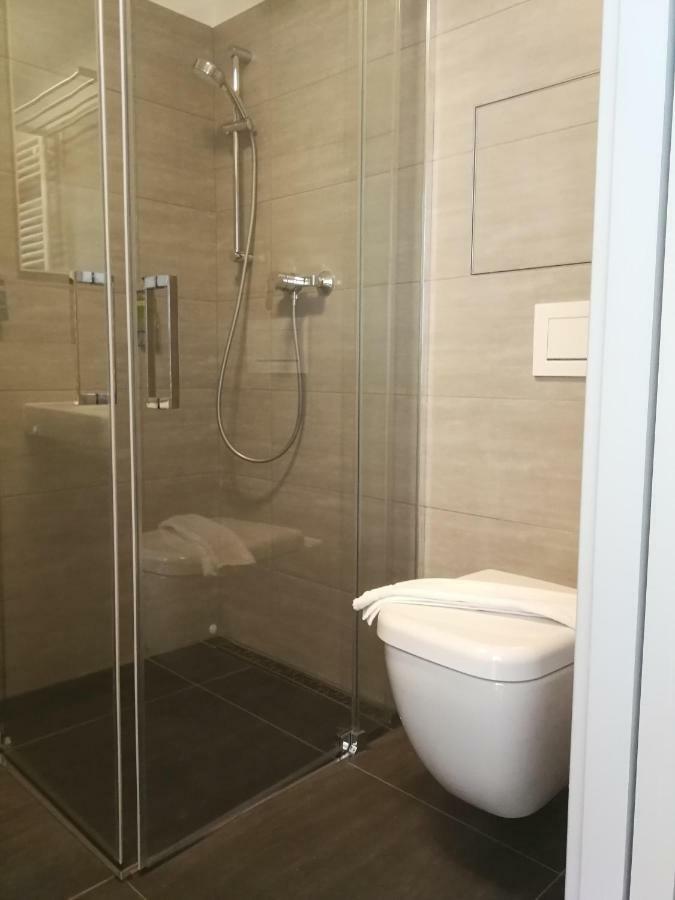 Alfa Riverside برنو المظهر الخارجي الصورة
